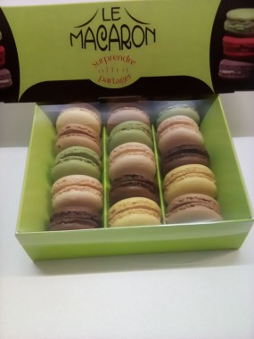 Macaron boite de 18